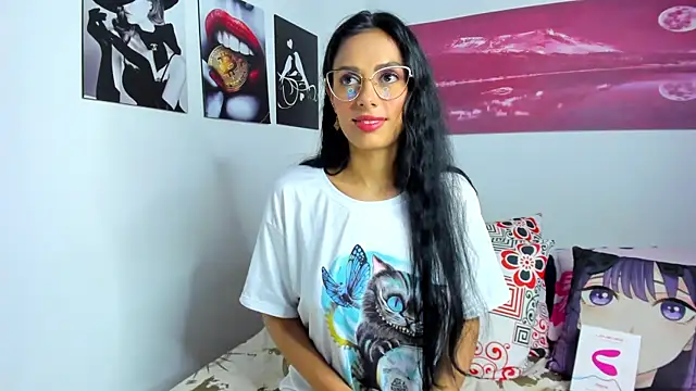 izummy_ Adlı Modelin Canlı XXX Sohbeti