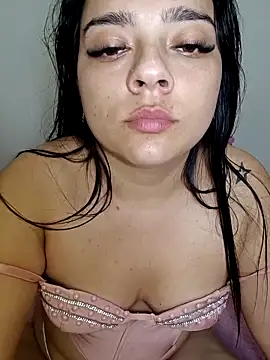 Sussy_Star Adlı Modelin Canlı XXX Sohbeti