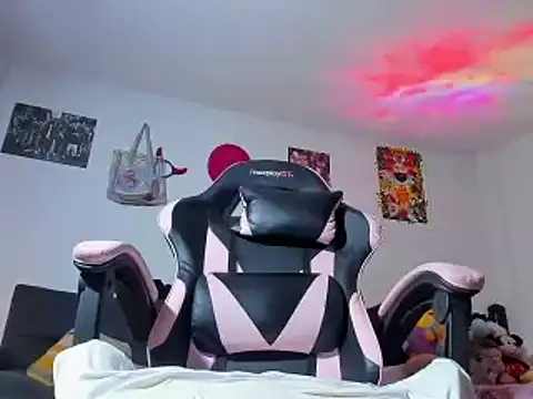 MARIANAWEED Webcam Show