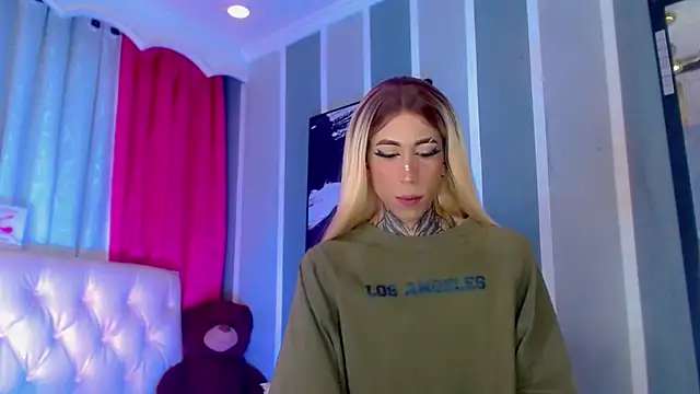 Julia_Bulette1: вебкам-шоу