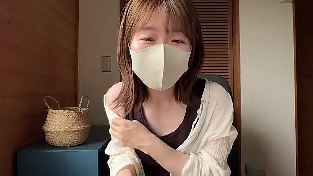 Show modela momo_yuipu na web-kameri