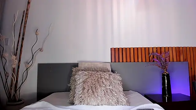 AnnaDenver Chat XXX in diretta