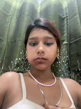 Pertunjukan Kamera Web Cutiepie-