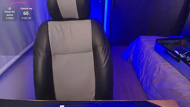 SmoothDav: вебкам-шоу