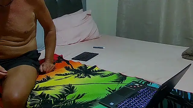 Unique_X_periencen Webbikameraesitys