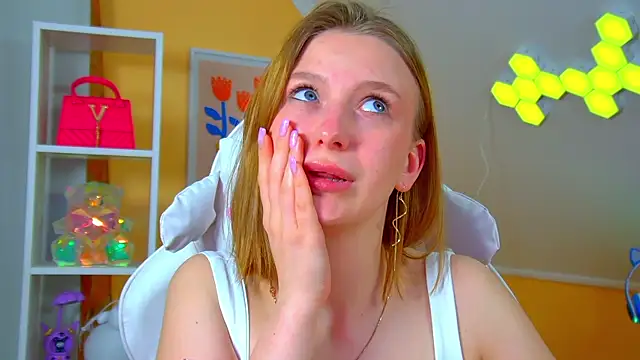 แชท XXX สดของ BeatriceBinoche