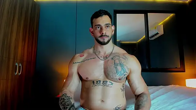 Pokazy przed kamerką – massimo_visconti