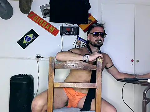 freddymdq100 Webcam Show