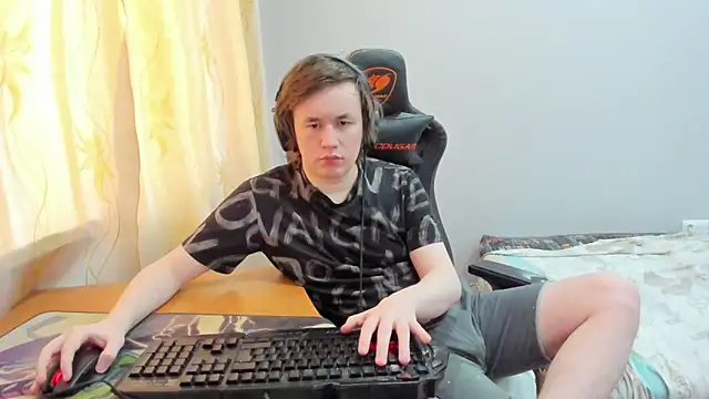 Show modela iliaskrislove na web-kameri