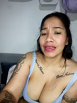 Czat XXX na żywo – violettaa_millerss