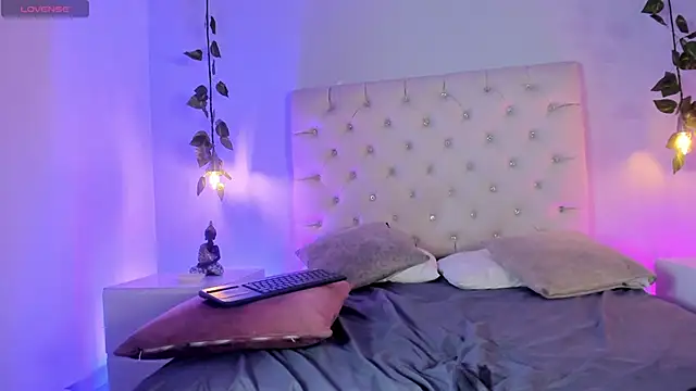 Catalella_Rouse Adlı Modelin Canlı XXX Sohbeti