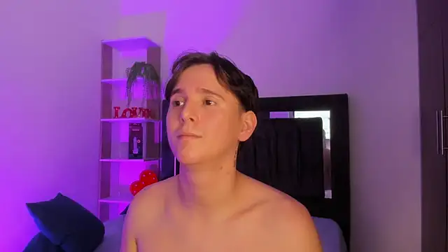 Mariana_and_Ronny Adlı Modelin Web Kamerası Şovu