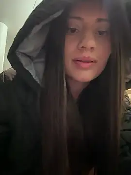 دردشة Isabella21_ الجنسية المباشرة