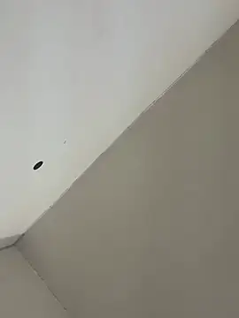 XXX chat uživo modela skullvalu