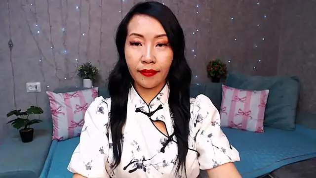 LiaPak Chat XXX live