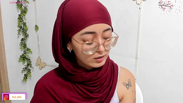 XXX chat uživo modela aysel_elid