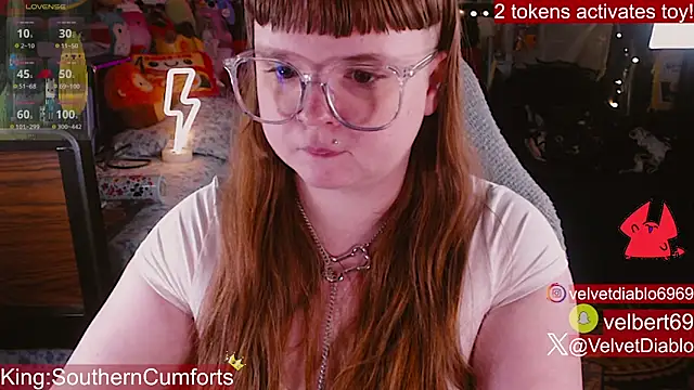 Chat XXX en directo de VelvetDiablo