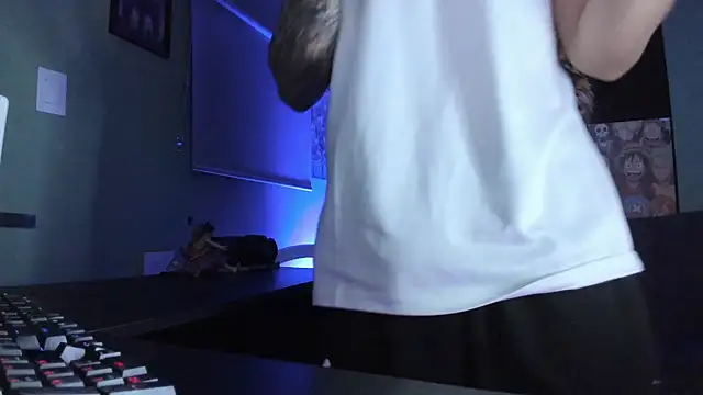 Dominatofstupid Show Webcam