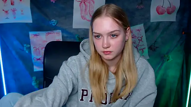 MademoiselleCl's Live XXX Chat