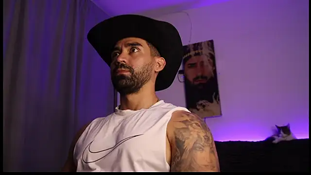 Chat XXX en directo de miike_smit