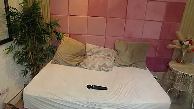 SpicyCarlaXX's Live XXX Chat