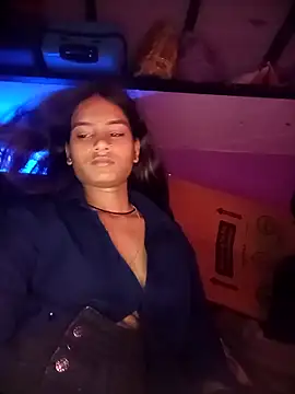 SANDHYAHOTKUMARI Adlı Modelin Web Kamerası Şovu