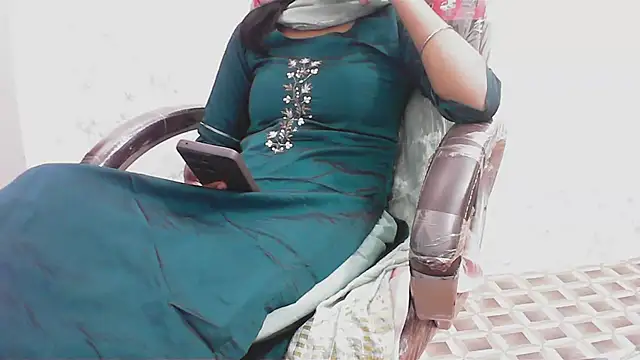 short_girl_ Adlı Modelin Web Kamerası Şovu