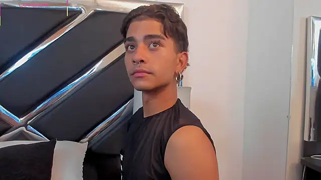 MiikeOthonn Webbikameraesitys