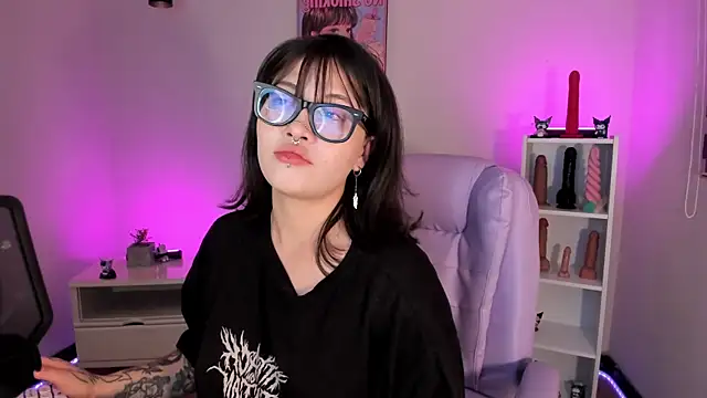 _asami_chieko_ live XXX chat