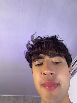 MatthewMoore_ Chat XXX in diretta