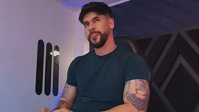 Petesevans Adlı Modelin Canlı XXX Sohbeti