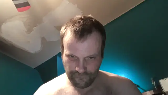 charactrzero: διαδικτυακό σόου στην κάμερα