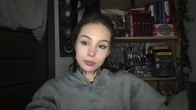 Chat +18 de Yuna5343 ao vivo