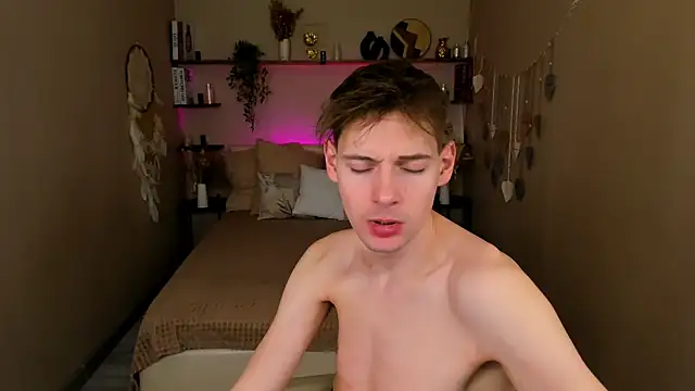 Martin_Perry Chat XXX in diretta