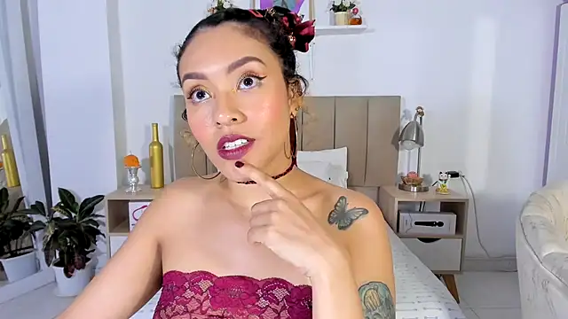 Chat +18 de Zoe_Gruber ao vivo