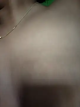 Chat +18 de Aruna-1 ao vivo