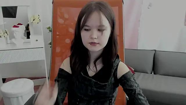 Elainebeness Chat XXX live