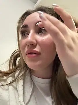 Chat +18 de KiraBarlows ao vivo