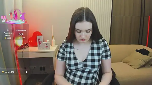 _Shy_Jenny_ Chat XXX in diretta