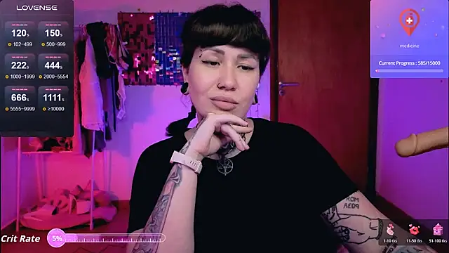 Chat +18 de DakotaCandy ao vivo