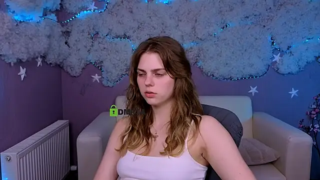 naya_may Chat XXX in diretta