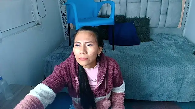 Keyla_Brunette_のライブXXXチャット