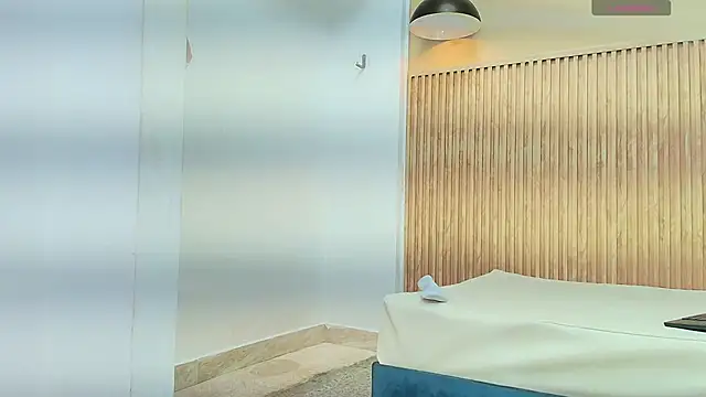 THIAM_KELLER1 webkamerás műsora