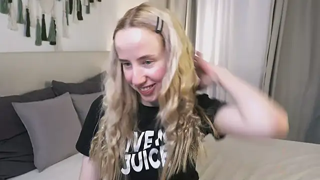 دردشة Cassie_Kelman الجنسية المباشرة