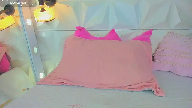 cute_latinaxxx Adlı Modelin Canlı XXX Sohbeti