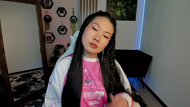 LunaPurrr লাইভ XXX চ্যাট