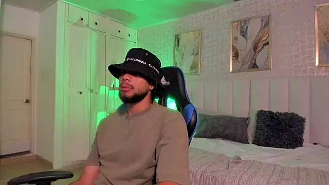 cero_khalifa: απευθείας συνομιλία ΧΧΧ