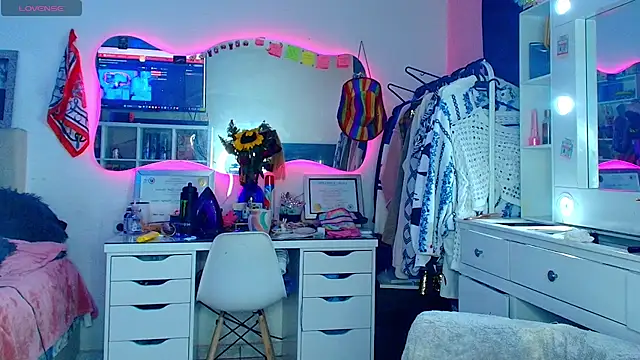 XXX chat uživo modela caroline_cossei