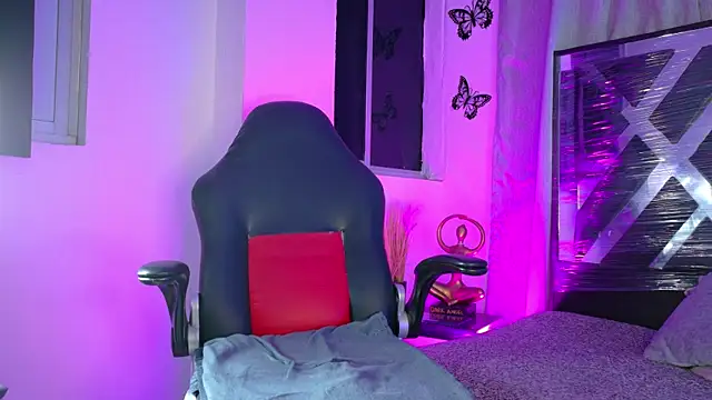 Онлайн чат XXX meggan_77