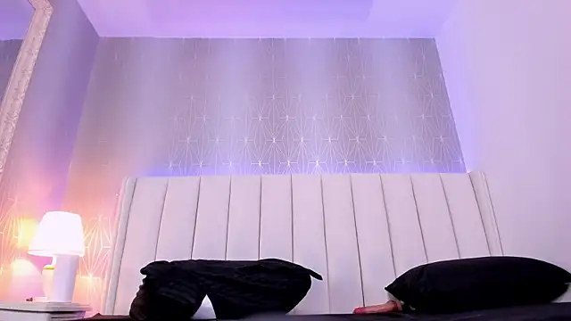 Mia-Medina Live XXX Chat